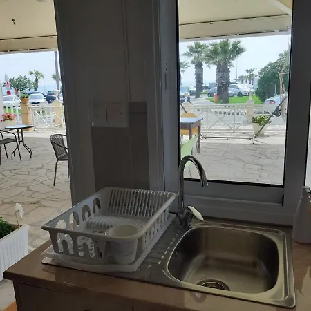 Zorbas Sea View No 5 아파트